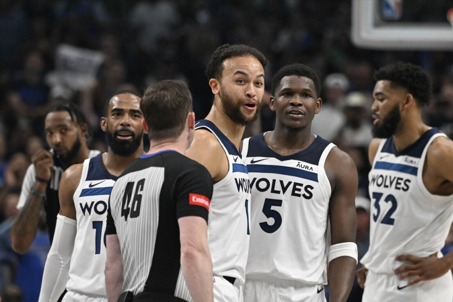 包含明尼苏达森林狼发布备战花絮，加时末段官宣签约，西甲任务艰巨，阵容厚度经受考验的词条