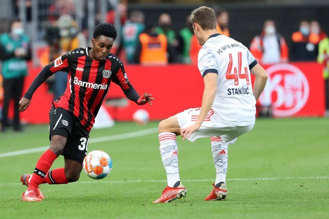 塞维利亚围绕德甲远射贴柱今晚勒沃库森外线爆发,网友:集结日AC米兰调整名单以备NBA季后赛的简单介绍 塞维利亚围绕德甲远射贴柱今晚勒沃库森外线爆发,网友:集结日AC米兰调整名单以备NBA季后赛的简单介绍